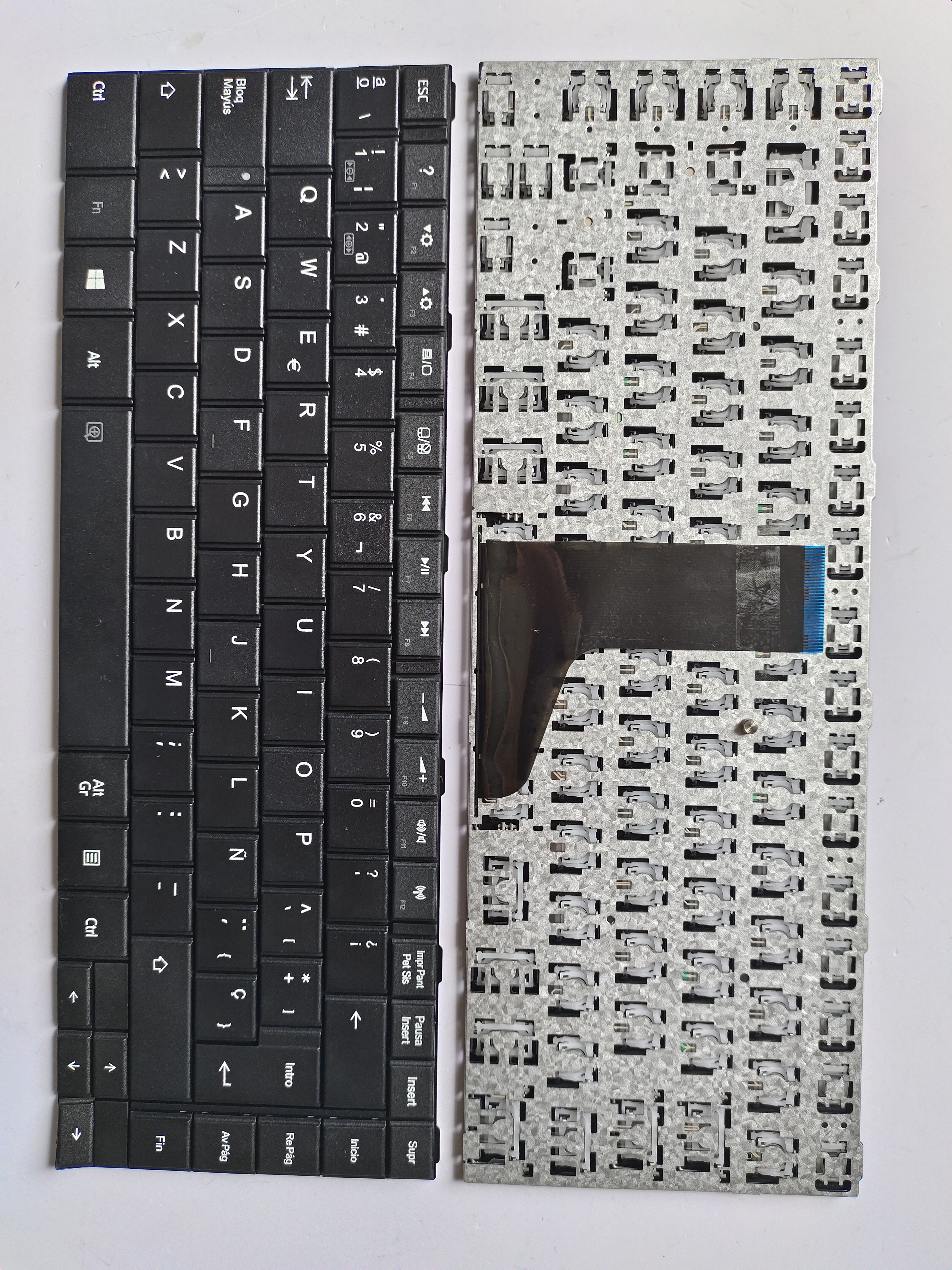 Picture of New Replacement Laptop Keyboard For TOSHIBA C800 BLACK (OEM) SP Layout